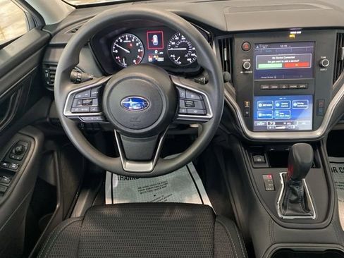 Certified 2025 Subaru Outback 2.5i image 2