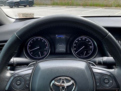 Used 2023 Toyota Camry SE FWD image 25