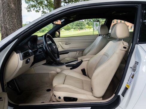 Used 2011 BMW 335is Coupe image 16