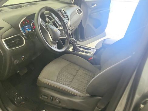 Used 2023 Chevrolet Equinox LT FWD image 22