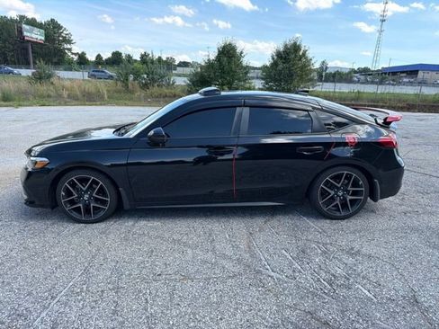 Used 2023 Honda Civic Sport Touring image 3