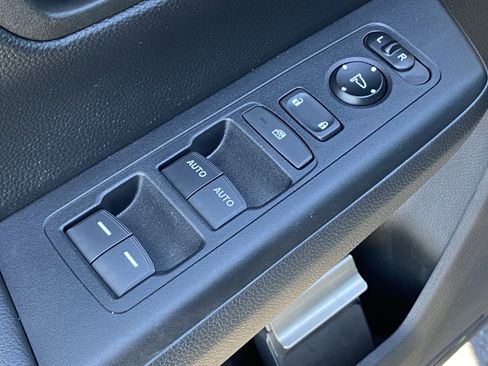 Used 2023 Honda CR-V Sport image 17