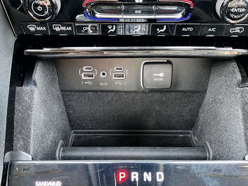 Certified 2022 Jeep Grand Cherokee L Limited image 18