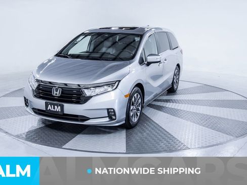 Used 2024 Honda Odyssey EX-L image 2