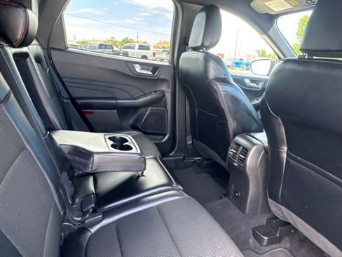 Used 2025 Ford Escape ST-Line AWD/4WD image 14