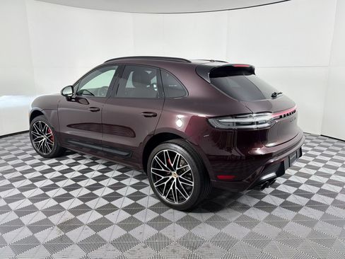 Certified 2024 Porsche Macan S AWD/4WD image 3