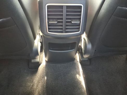 Used 2024 Kia Sportage EX image 20