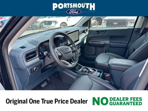 New 2025 Ford Maverick Lobo image 3