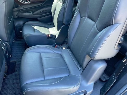 Used 2023 Subaru Ascent Touring AWD/4WD image 15