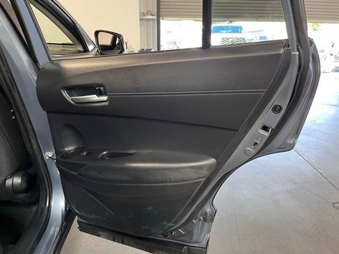 Used 2025 Toyota Corolla Cross XLE FWD image 15