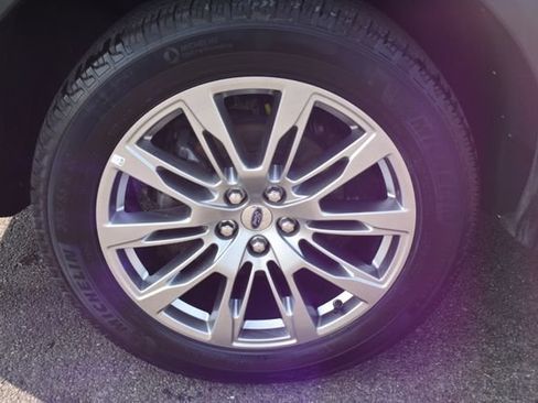 Used 2025 Ford Explorer Active w/ Active Comfort Package AWD/4WD image 48
