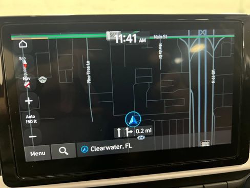 Used 2025 Hyundai Venue Limited FWD image 19