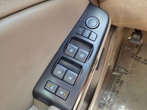 Used 2019 GMC Yukon XL SLT w/ Open Road Package RWD image 27
