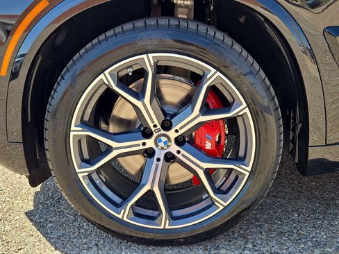 Certified 2026 BMW X5 xDrive40i w/ M Sport Package image 11