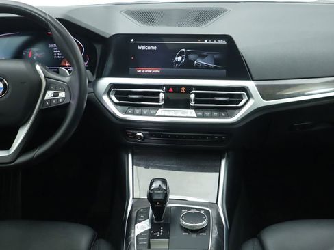 Used 2020 BMW 330i Sedan w/ Convenience Package image 14