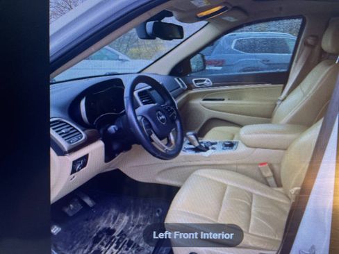 Used 2016 Jeep Grand Cherokee Limited AWD/4WD image 13