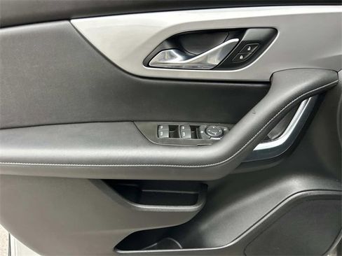 Used 2021 Chevrolet Blazer LT image 28