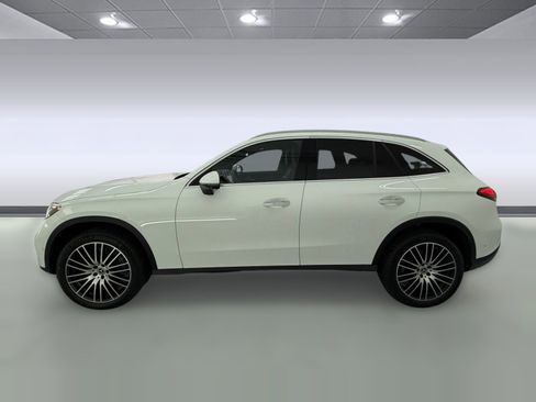 Certified 2023 Mercedes-Benz GLC 300 4MATIC image 2