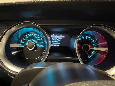 Used 2013 Ford Mustang Boss 302 w/ Boss 302 Accessory Pkg RWD image 72