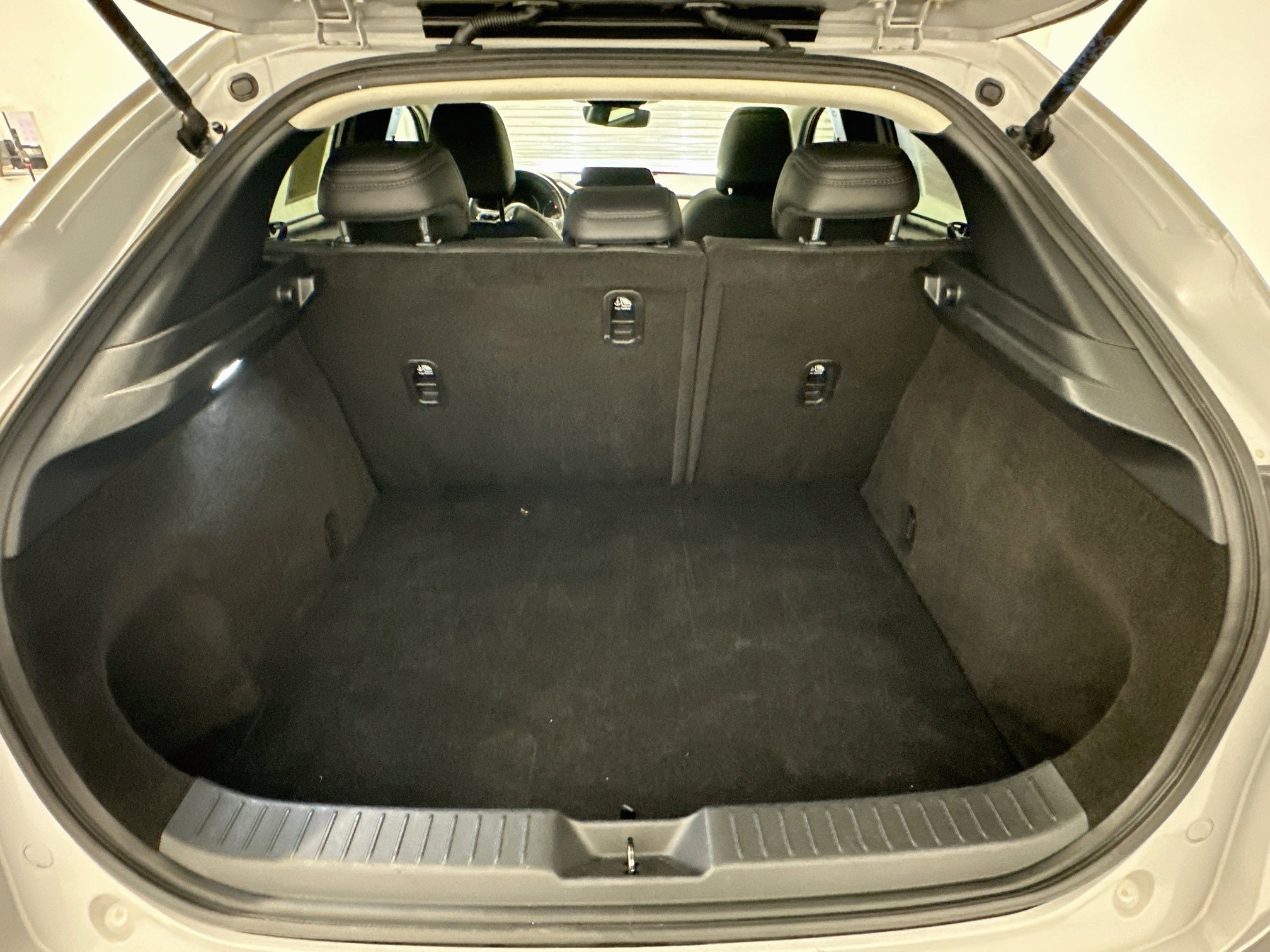 Used 2025 MAZDA CX-30 AWD 2.5 S w/ Preferred Package image 31