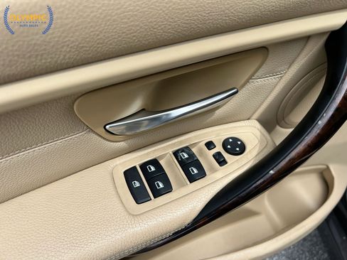 Used 2015 BMW 328i xDrive Sedan AWD/4WD image 39