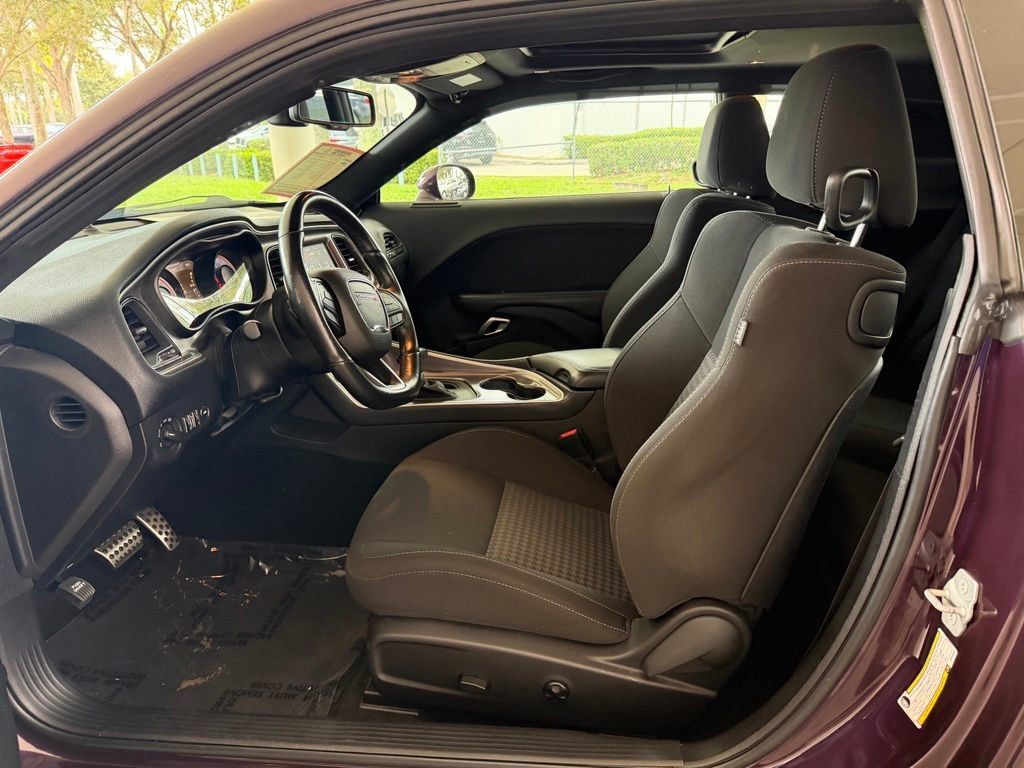 Used 2021 Dodge Challenger R/T Scat Pack RWD image 6