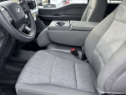 New 2026 Ford F350 XL w/ XL Chrome Package image 9