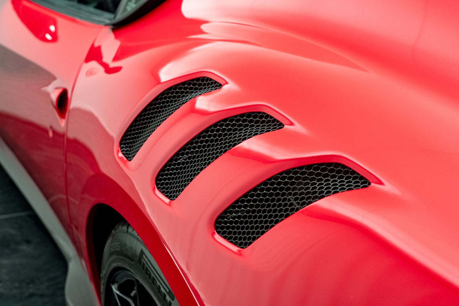 Used 2017 Ferrari F12tdf RWD image 58