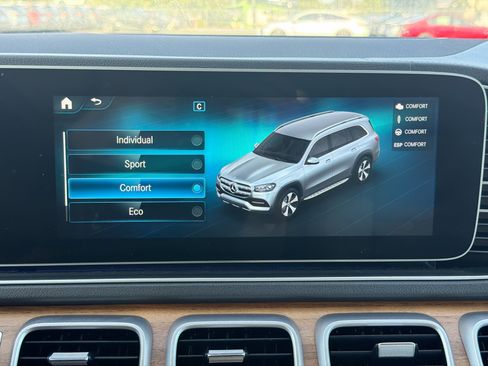 Used 2020 Mercedes-Benz GLS 450 4MATIC image 30