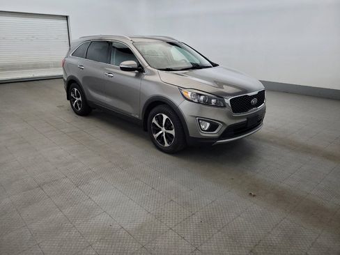Used 2017 Kia Sorento EX AWD/4WD image 13