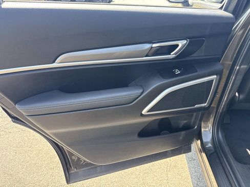 Used 2022 Kia Telluride S AWD/4WD image 13