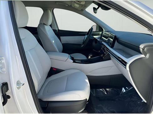 Used 2025 Hyundai Tucson SEL image 21