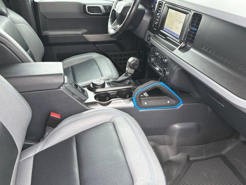 Certified 2022 Ford Bronco Black Diamond AWD/4WD image 15