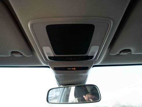 Certified 2024 Honda HR-V LX image 18