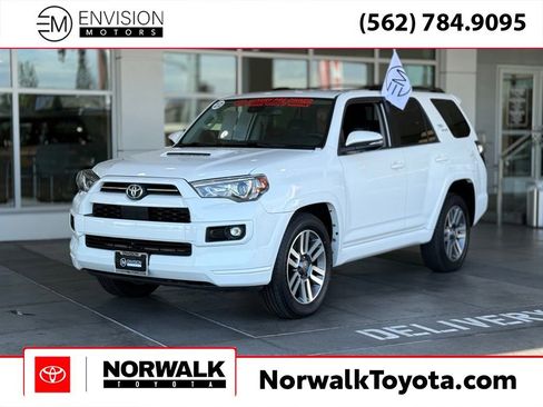 Used 2022 Toyota 4Runner TRD Sport image 1