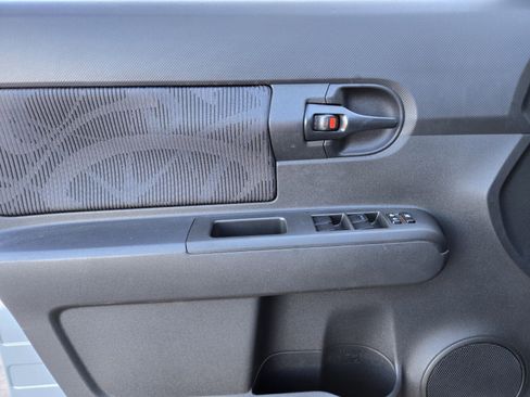 Used 2012 Scion xB image 15