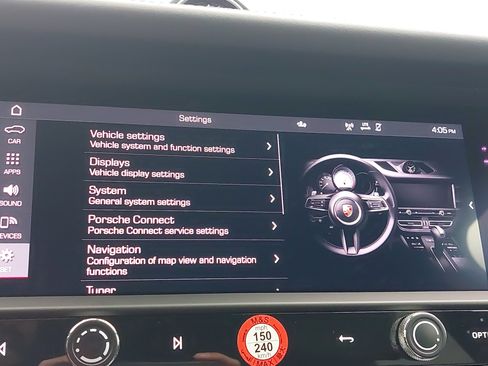 Certified 2026 Porsche Macan Turbo AWD/4WD image 24