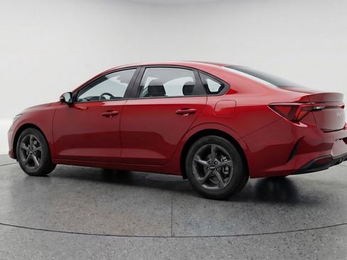 Used 2025 Kia K4 LXS image 6