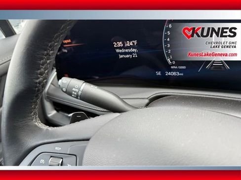 Used 2025 Cadillac XT4 Premium Luxury image 48