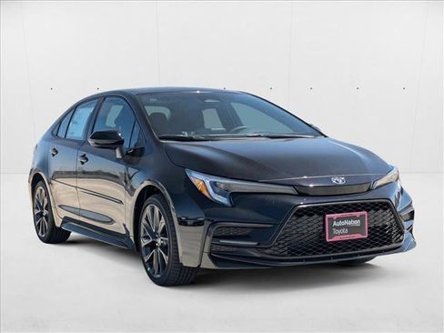 New 2025 Toyota Corolla SE image 7