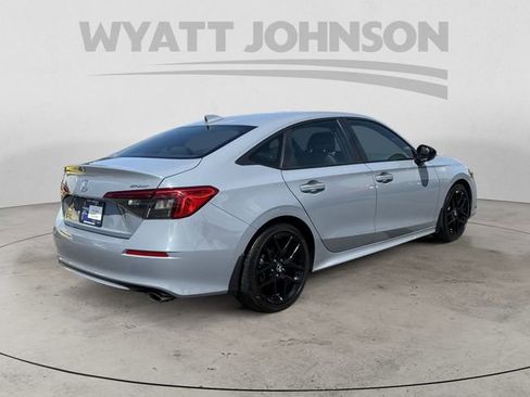 Used 2024 Honda Civic Sport image 5