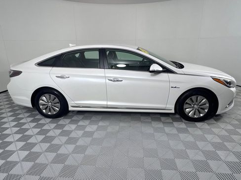 Used 2016 Hyundai Sonata SE image 4