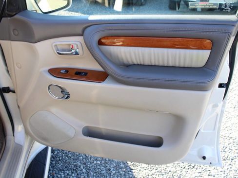 Used 2007 Lexus LX 470 4WD image 24