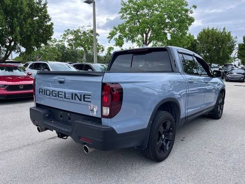 Used 2025 Honda Ridgeline Black Edition image 5