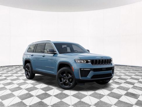 New 2026 Jeep Grand Cherokee L Limited image 7