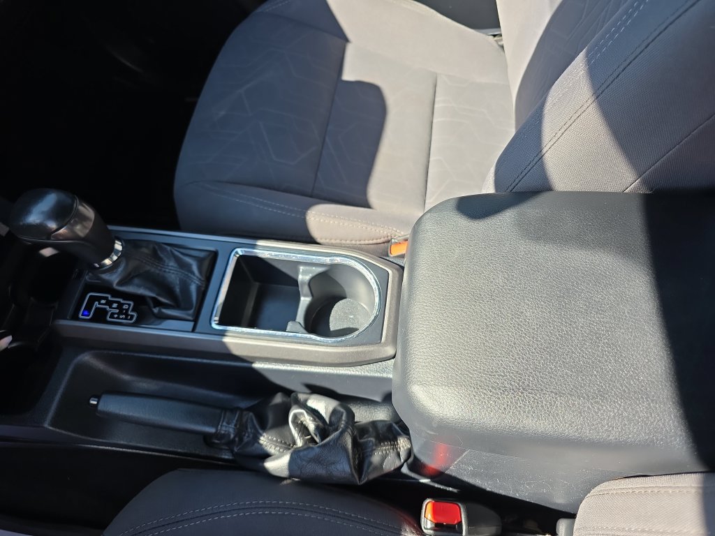 Used 2019 Toyota Tacoma TRD Off-Road w/ Technology Package AWD/4WD image 25