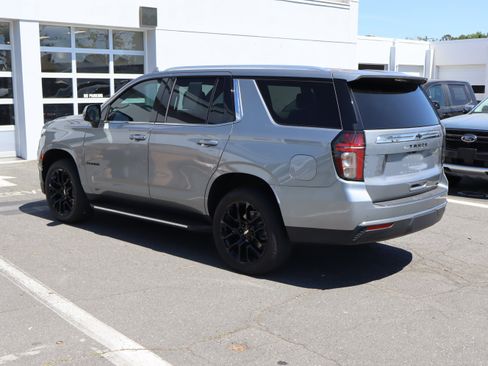 Used 2023 Chevrolet Tahoe LT w/ LT Signature Package image 8