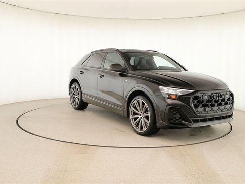 New 2026 Audi Q8 Prestige image 10