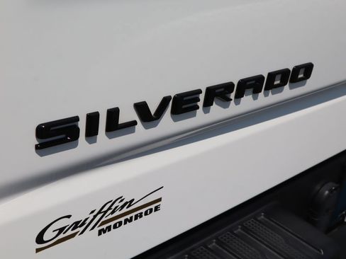 Certified 2024 Chevrolet Silverado 1500 LT Trail Boss w/ Dark Appearance Package AWD/4WD image 55