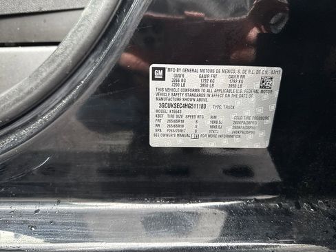 Used 2017 Chevrolet Silverado 1500 LTZ Z71 w/ LTZ Plus Package image 18